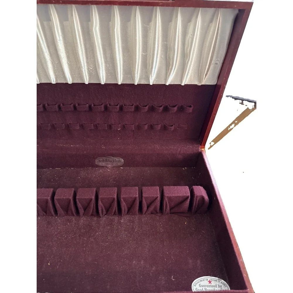 VTG Nobility Plate Wooden Silverware Chest Purple Felt Lined Box 16.5x11